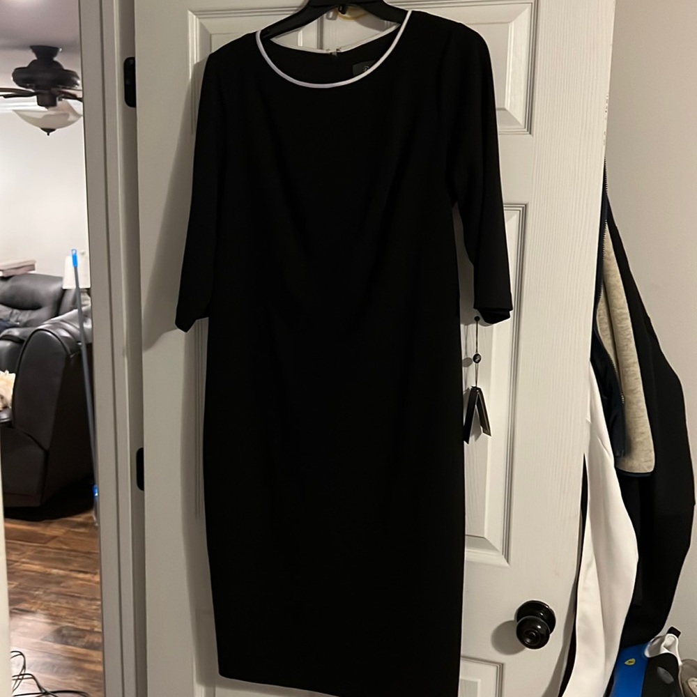 Adrianna Papell Black Dress